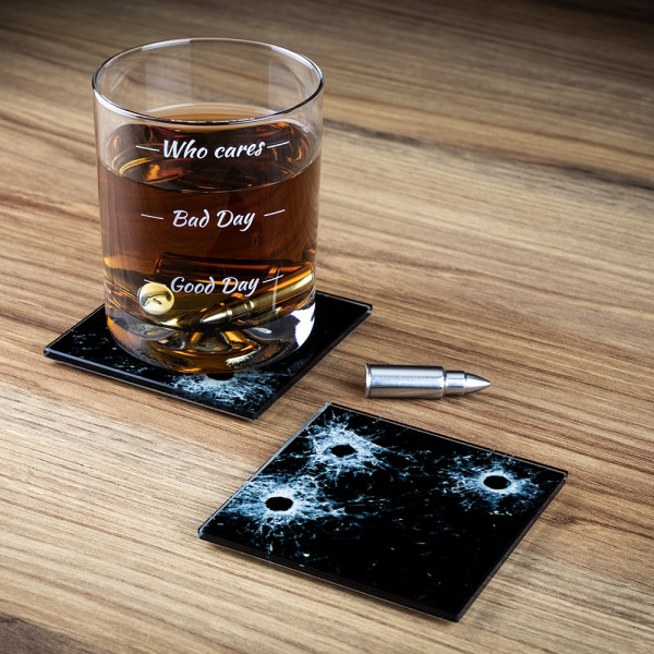 Sada pre milovníka whisky v tvare gitary „Kto to rieši“