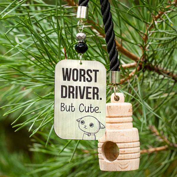 Vôňa do auta "Worst driver, but cute" Vôňa do auta "Worst driver, but cute"