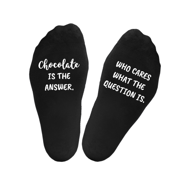 Dámske ponožky s potlačou na chodidlách „Chocolate is the answer“ Dámske ponožky s potlačou na chodidlách „Chocolate is the answer“