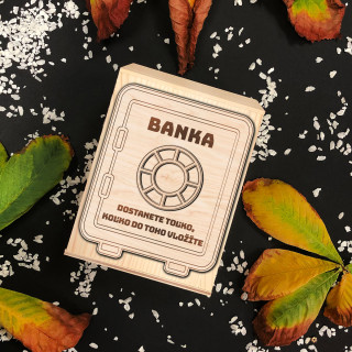 Drevená gravírovaná pokladnička "Banka"