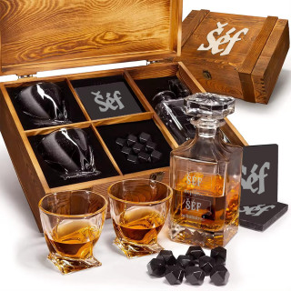 Whisky sada v drevenej krabičke "TORNADO – pre najlepšieho šéfa"